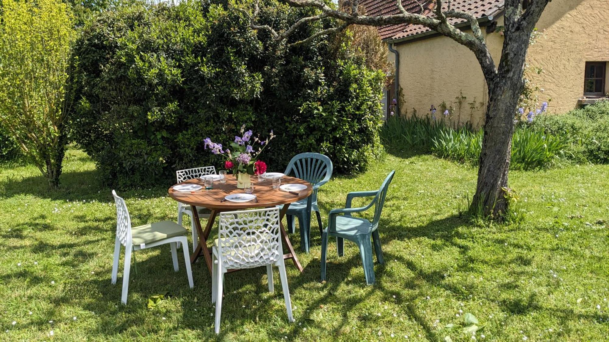 Maison Au Calme En Dordogne Tremolat Exterior photo